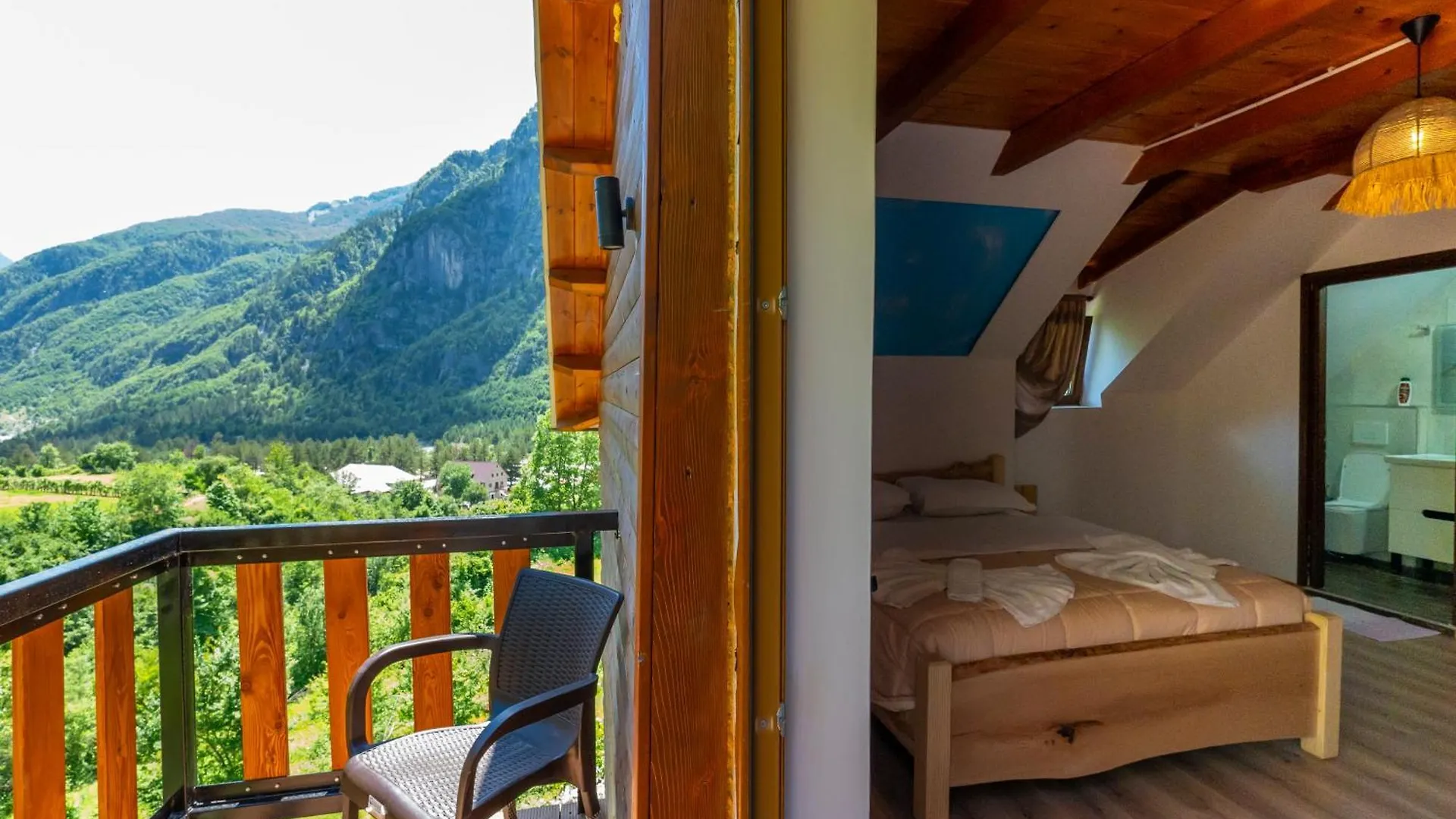 Hotel Jezerca Theth